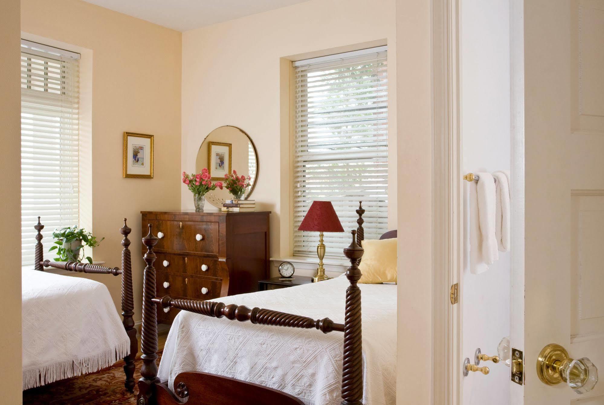 Woodley Park Guest House ワシントン エクステリア 写真